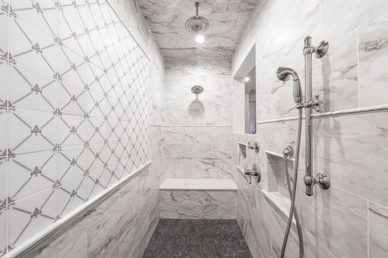 Luxurious Bathroom Tile Design